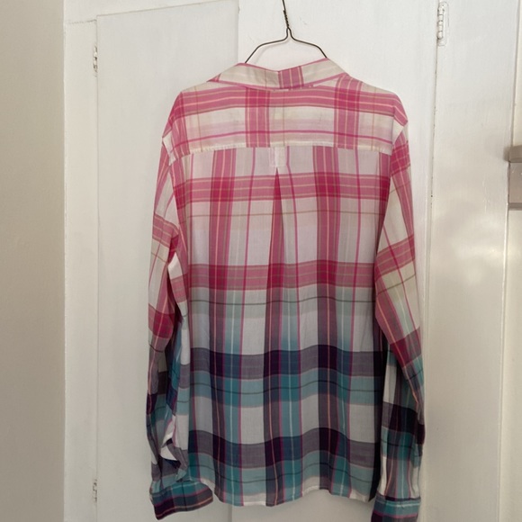 Shirt - Picture 3 of 3